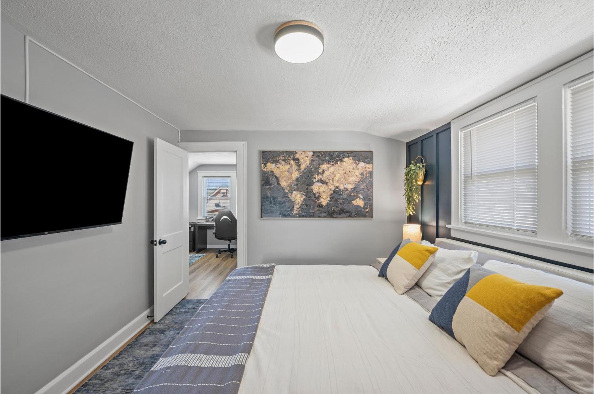 Amazing Parma Home King Bed Full Office Room Buitenkant foto